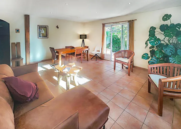 Charmante Maison Hébergement de vacances Montbazin